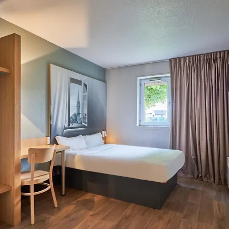B&B Hotel Caen Memorial Saint-Contest Buitenkant foto