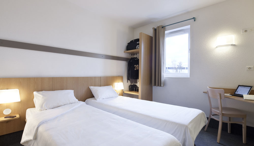 Hotel Caen Memorial Saint-Contest
